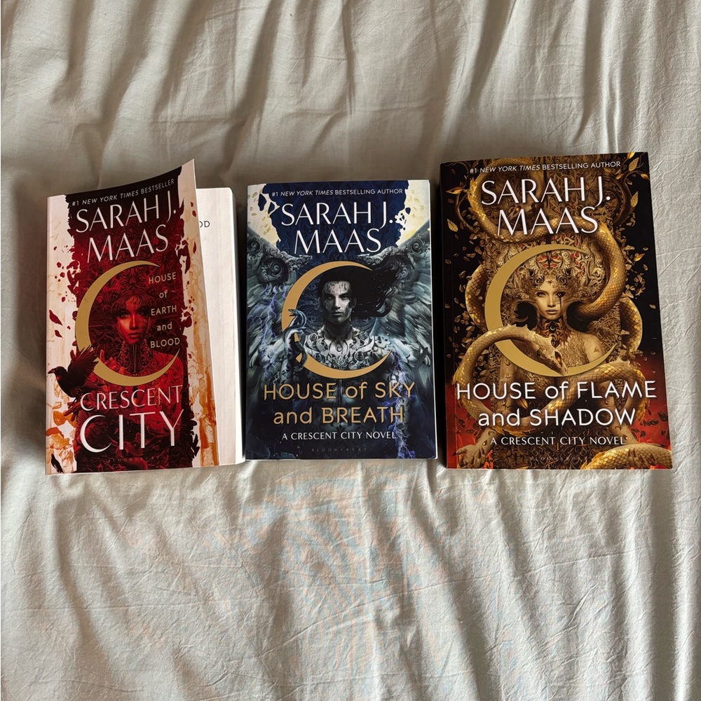 Sarah J. Maas Crescent City Book Set